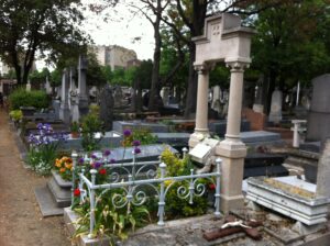 Tombe de Maupassant_mai 2013